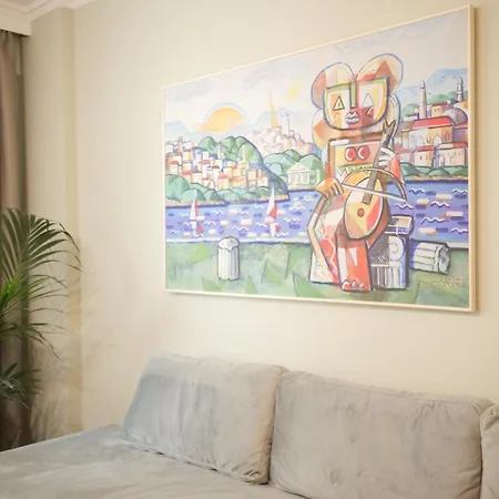 Apartment Chez Sara Grand Park